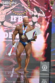 Чемпионат России по бодибилдингу - 2025